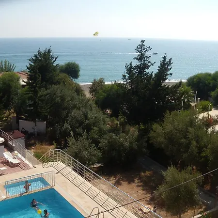 Aparthotel Sercan *